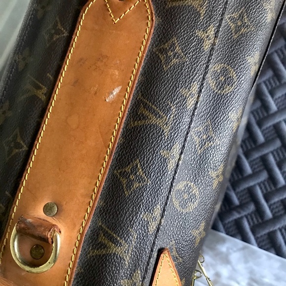 Vintage Louis Vuitton Garment Carrier - Picture 8 of 16